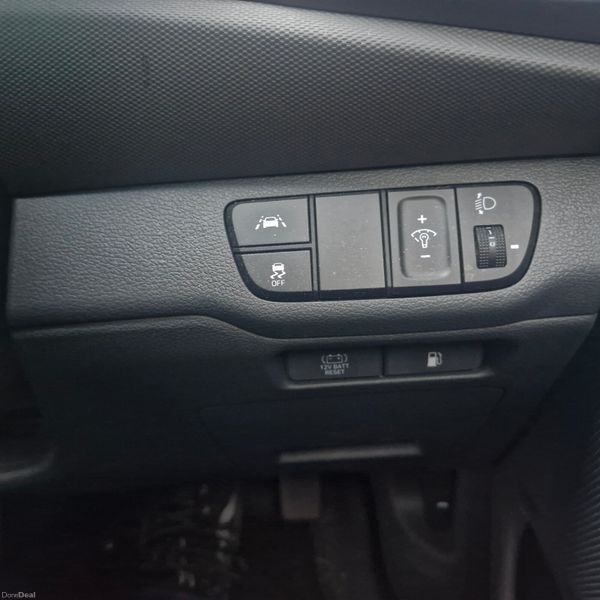 222 HYUNDAI IONIQ PREMIUM 1.6 PETROL HYBRID Hybrid 369609906