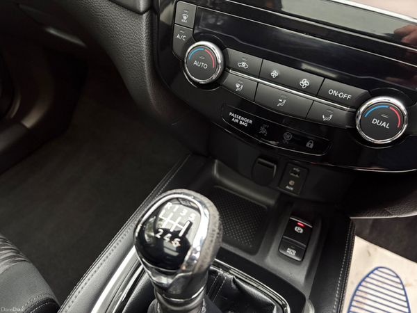 Nissan X-Trail 369618242