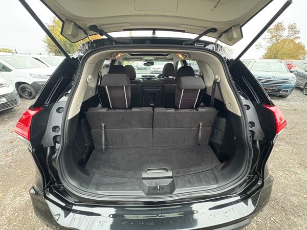 Nissan X-Trail 369618256