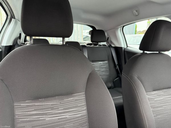 Peugeot 208 1.2 Petrol NCT 369733261