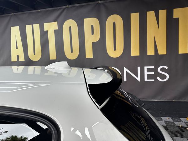 BMW 1-Series 2018 369867404