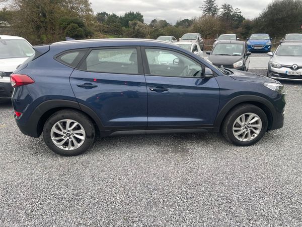 Hyundai Tucson 2017 369897020