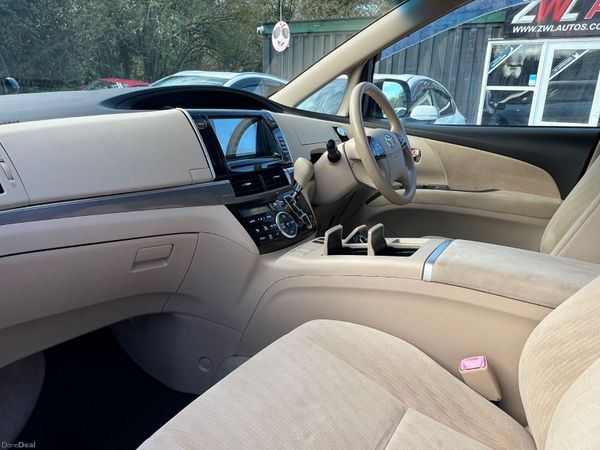 2013 Toyota Estima Revese Camera 370080924