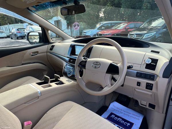 2013 Toyota Estima Revese Camera 370080926