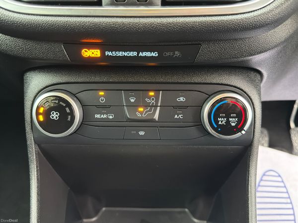 Ford Fiesta 2018 Titanium 1.5 TDCI 370149546