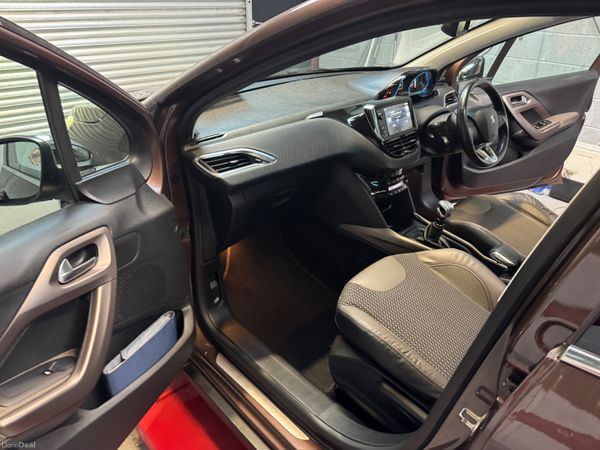 Peugeot 2008 2015       New NCT ! 370168300