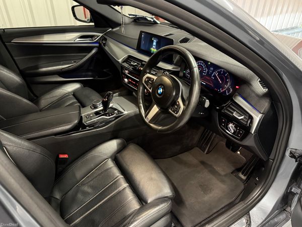 2018 BMW 520D M-Sport 370120614