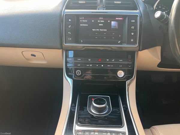 Jaguar XE 2017 (NCT 04/27 TAX 04/26) 370120968