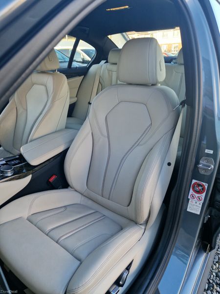2017 BMW 520D M Sport | High spec | low mileage 370303824
