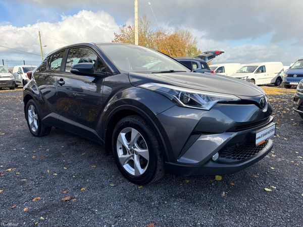 Toyota C-HR 370452142