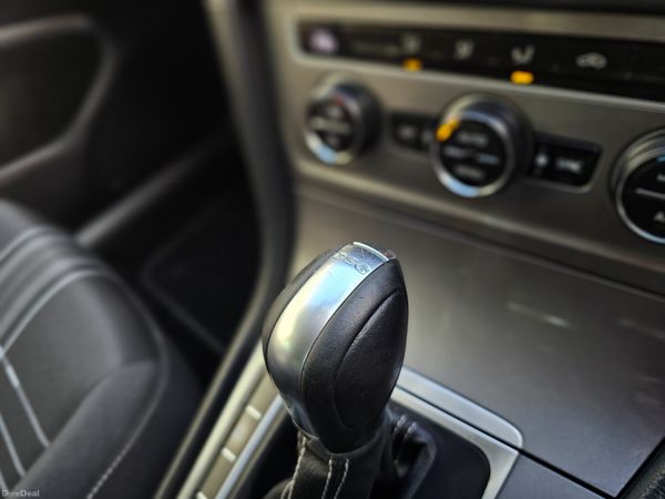 VW GOLF ESTATE 1.2 TSI AUTO // NEW 01/27 NCT 370483150