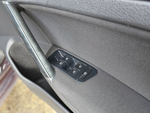 VW GOLF ESTATE 1.2 TSI AUTO // NEW 01/27 NCT 370483300