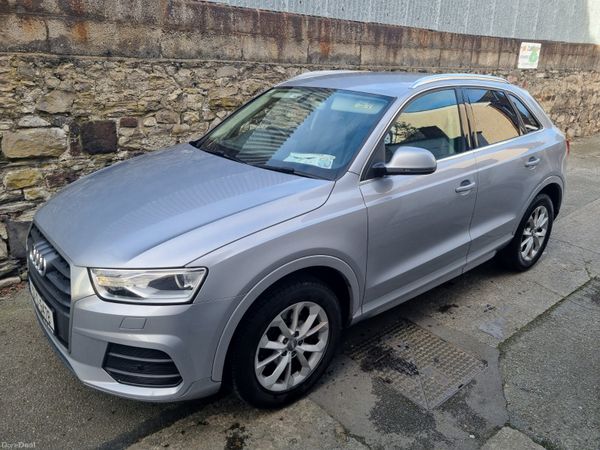 Audi Q3 2016 370520492