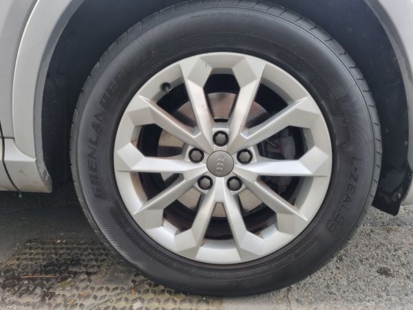 Audi Q3 2016 370520506