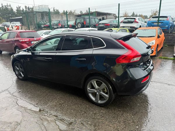 2014 Volvo V40 T4 Automatic Leather Spec 370672370
