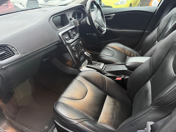 2014 Volvo V40 T4 Automatic Leather Spec 370672401