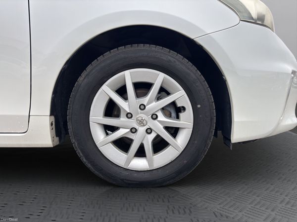 2013 TOYOTA PRIUS 7 SEATER HYBRID (S145) 370713056