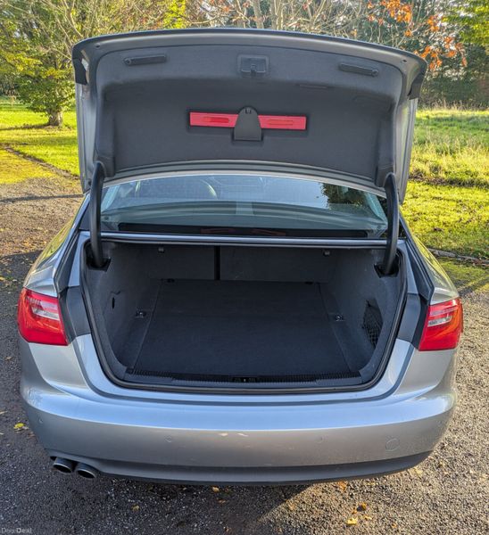 Audi A6 SE /AUTO/NEW NCT 12/26/ NEW TIMING BELT/ 371081976