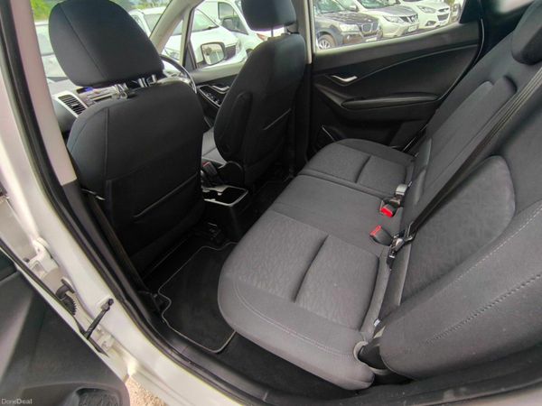 Hyundai ix20 1.4CRDi  Deluxe 371293878