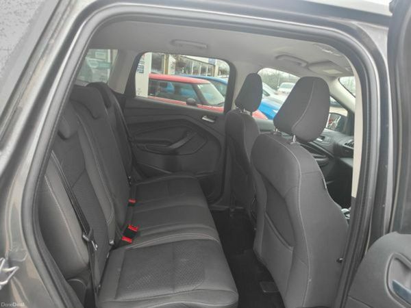 Ford Kuga Titanium 371296326