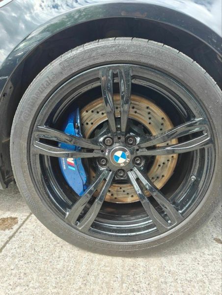 BMW M5 M5 4.4 Twin Turbo V8 371296440