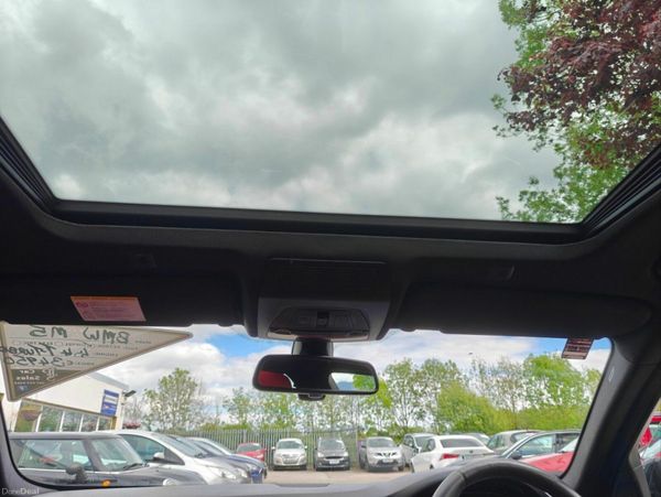 BMW M5 M5 4.4 Twin Turbo V8 371296436