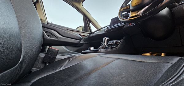 2018 BMW 2-Series 7 Seater 371210186