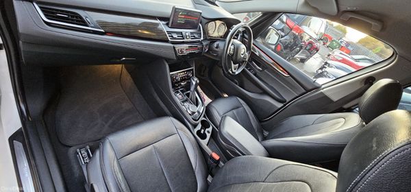 2018 BMW 2-Series 7 Seater 371210203