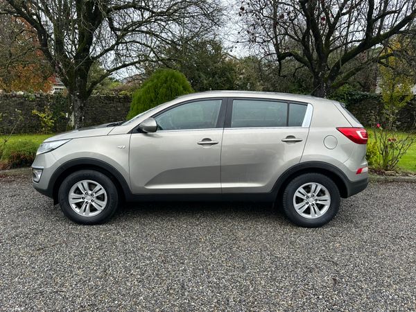 Kia Sportage Low KM's 371353302