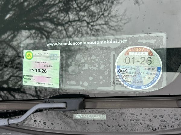 Kia Sportage Low KM's 371353312