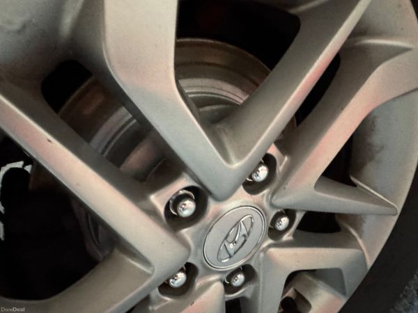 162 HYUNDAI TUCSON      NEW NCT 01-2028 ! 371357658