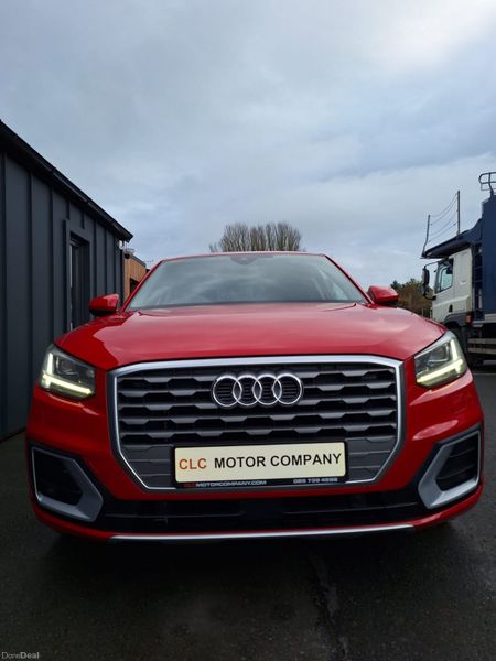 Audi Q2 2017 371653843
