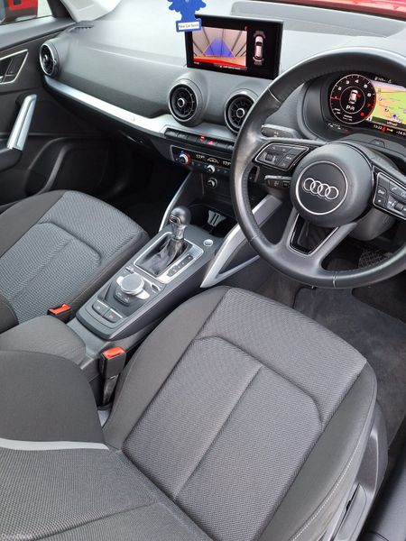 Audi Q2 2017 371653871