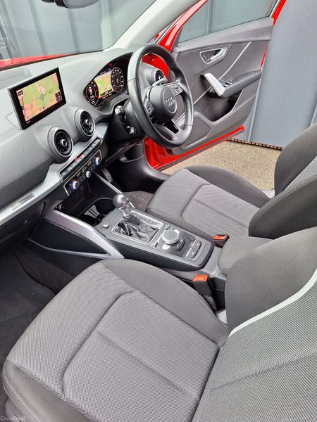 Audi Q2 2017 371653895