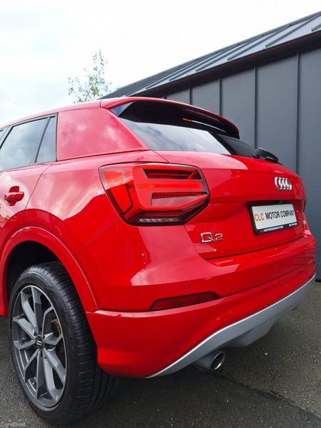Audi Q2 2017 371653830