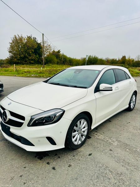 MERCEDES A-CLASS WHITE 2016 1.6L PETROL AUTOMATIC 371637822