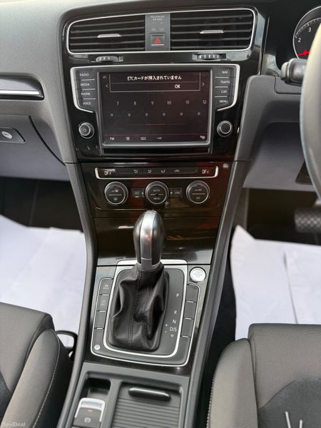 VOLKSWAGEN GOLF BLACK 2016 1.4L PETROL AUTOMATIC 371717761