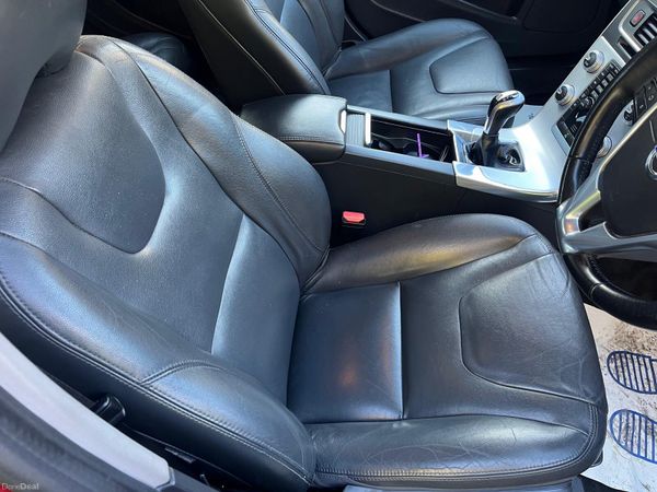 Volvo V60 2016( NCT02/27) 371896986