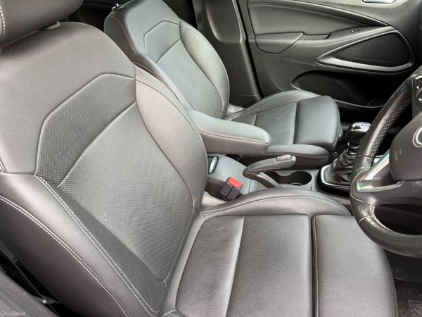 Opel Crossland 2022 371977660