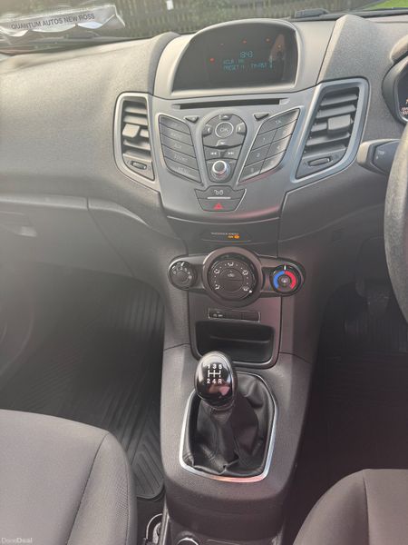 161 Ford Fiesta Zetec 1.0L.. F.S.H.. NOT ECOBOOST 371997220