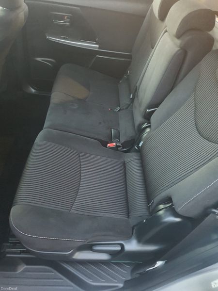Toyota Prius / Alpha 5 Seater 372190816