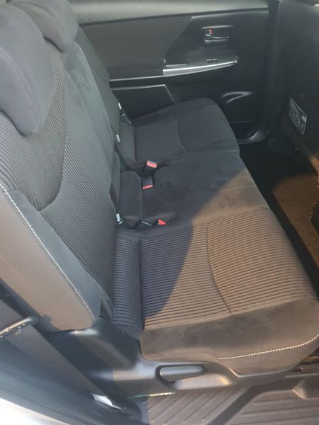 Toyota Prius / Alpha 5 Seater 372190832