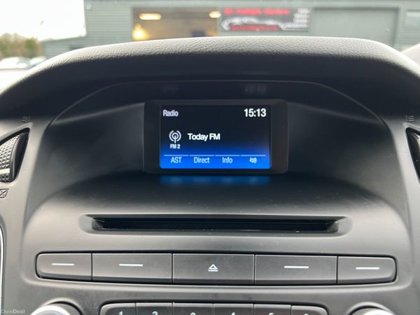 2015 Ford Focus Zetec S 1.5 TDCI 372199712
