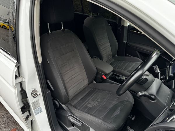 Volkswagen Touran HIGHLINE 1.4 DSG 7 Seater Auto 372283903