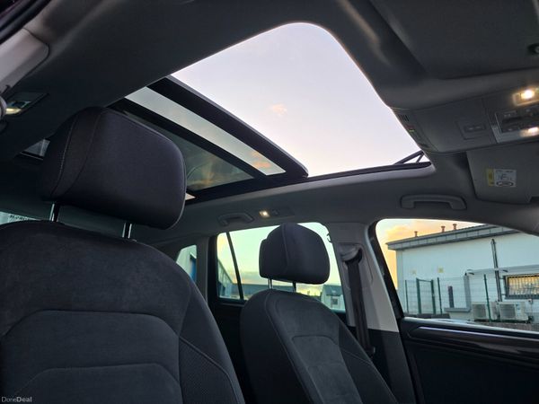 2019 VW TIGUAN R LINE  MINT CONDITION 372372554