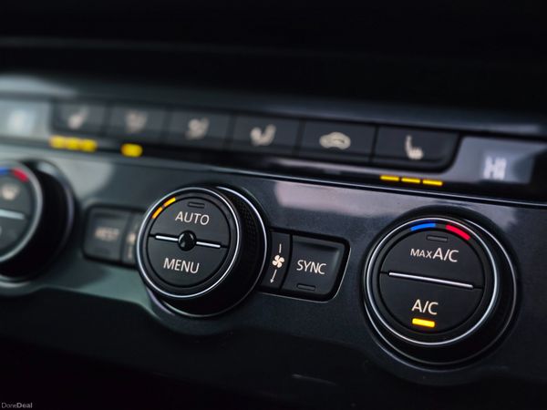 2019 VW TIGUAN R LINE  MINT CONDITION 372372556