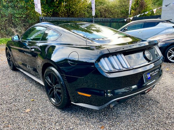 181 Ford Mustang 2.3 Black Edition 372390472