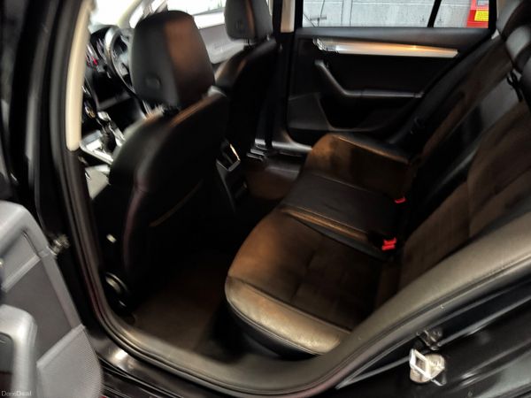 Skoda Octavia 2015  Estate  ! 372326392