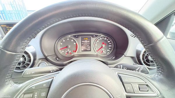 Audi A1 1.4 TFSI Automatic 2015 372452363