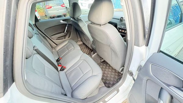 Audi A1 1.4 TFSI Automatic 2015 372452375